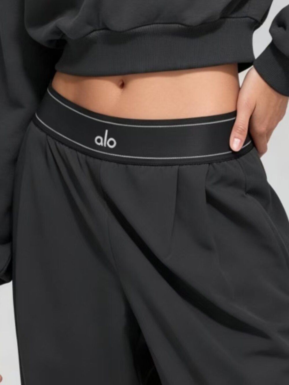 Dark Grey Closet Must-Have🖼ALO Yoga Suit Up WideTrouser-Regular-30" Inseam😍NWT - Picture 8 of 9